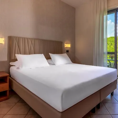 Acapulco Hotell 4*