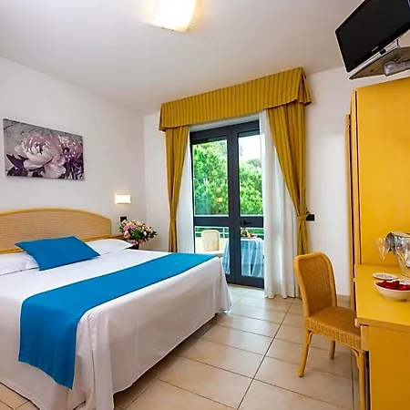 Acapulco Hotel 4*